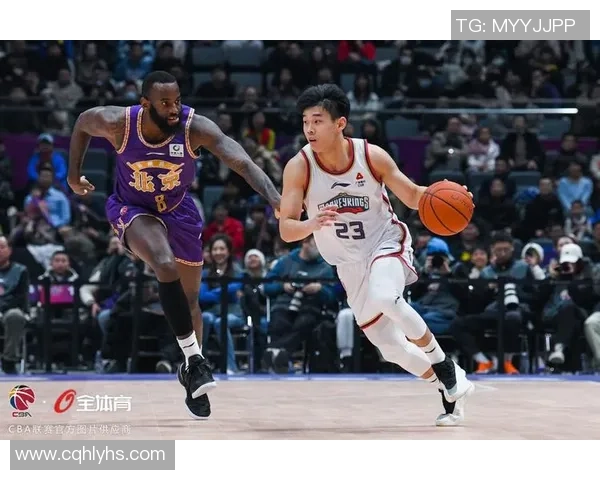 南京同曦主场激战北京北汽两队鏖战四节上演精彩篮球盛宴